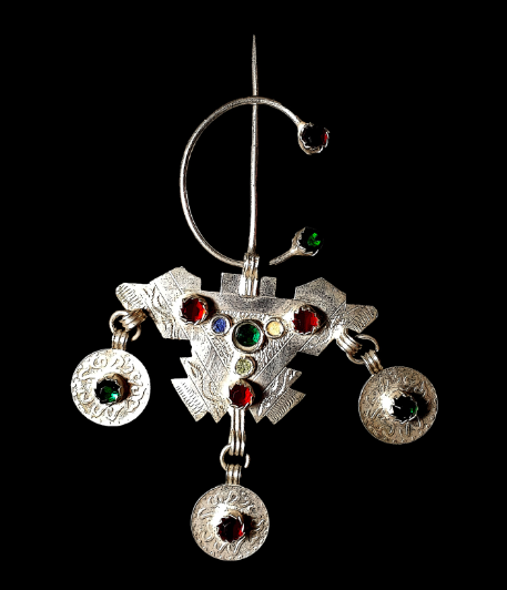 Objet décoratif et symbolique issu du patrimoine