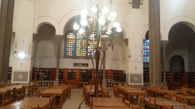 La Bibliothèque Municipale Hamou Boutlélis