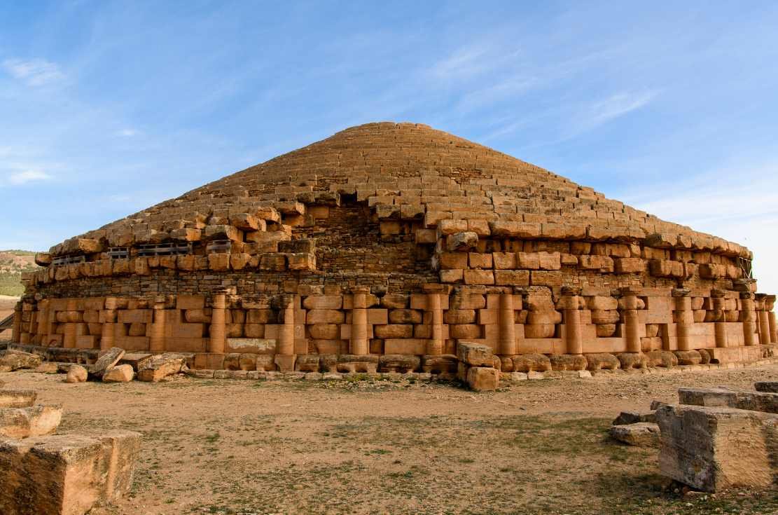 Le Mausolée des rois numides dit (le Medracen