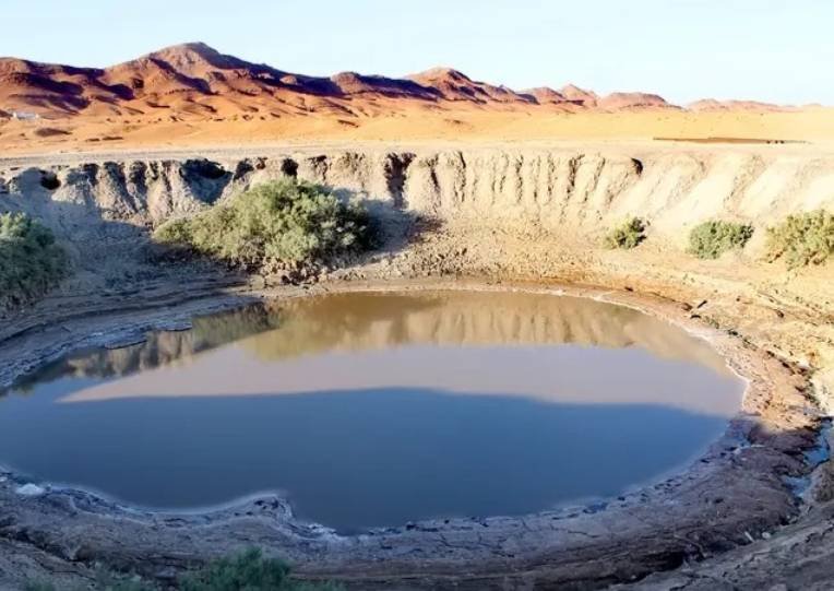 Bain de Boue Naturel au Nord de Biskra