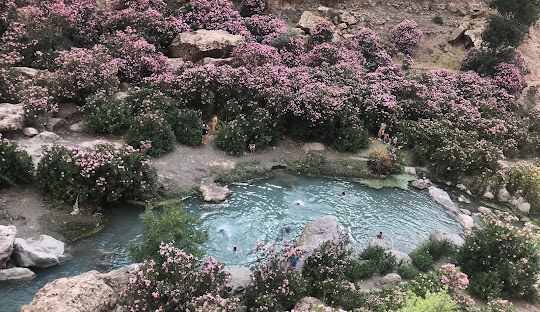 La Source Naturelle d'Eau Chaude de Hammam Guergour