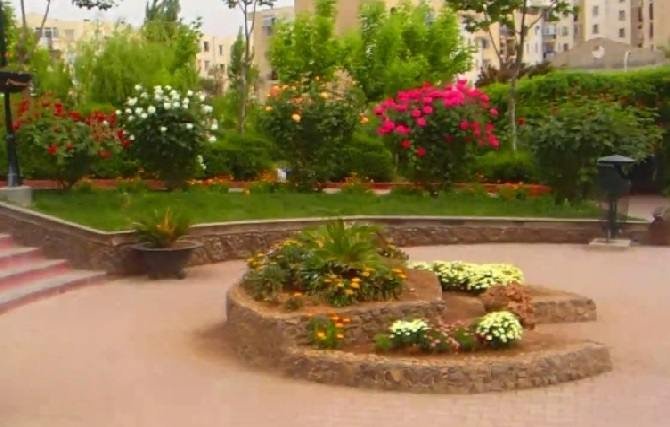 Le jardin 1er novembre 1954