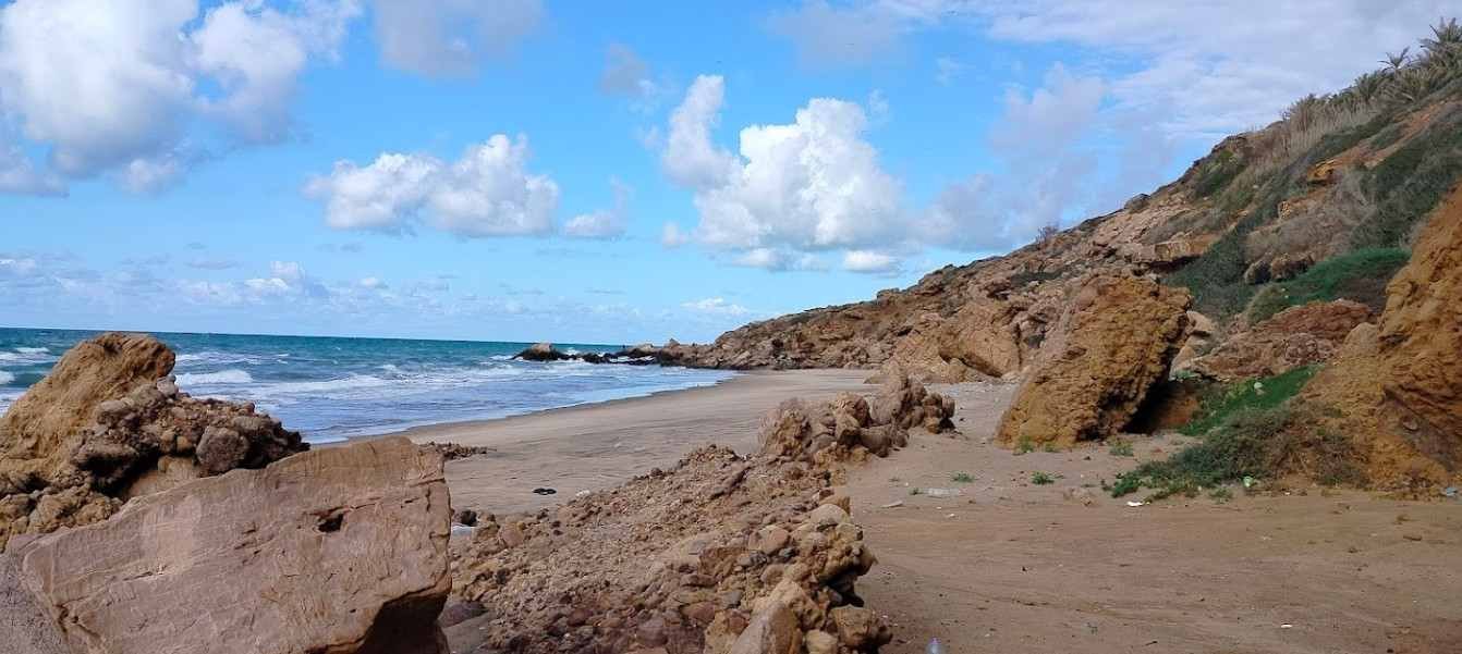 La Plage des Grottes