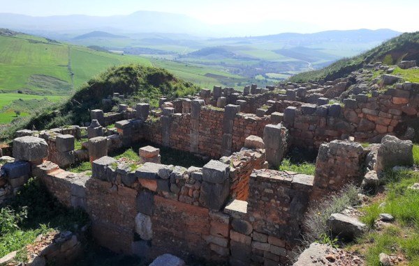 Les Falaises de Tiddis