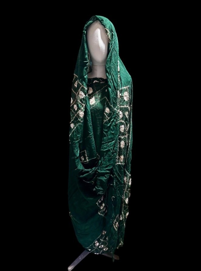 Robe Melhfa Sahraoui