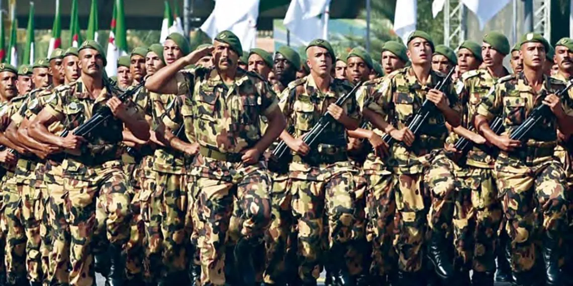 Défilé militaire ANP, ferveur de la politique en Algérie