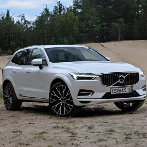 Volvo XC60 SUV moderne disponible pour la location de voiture en Algérie