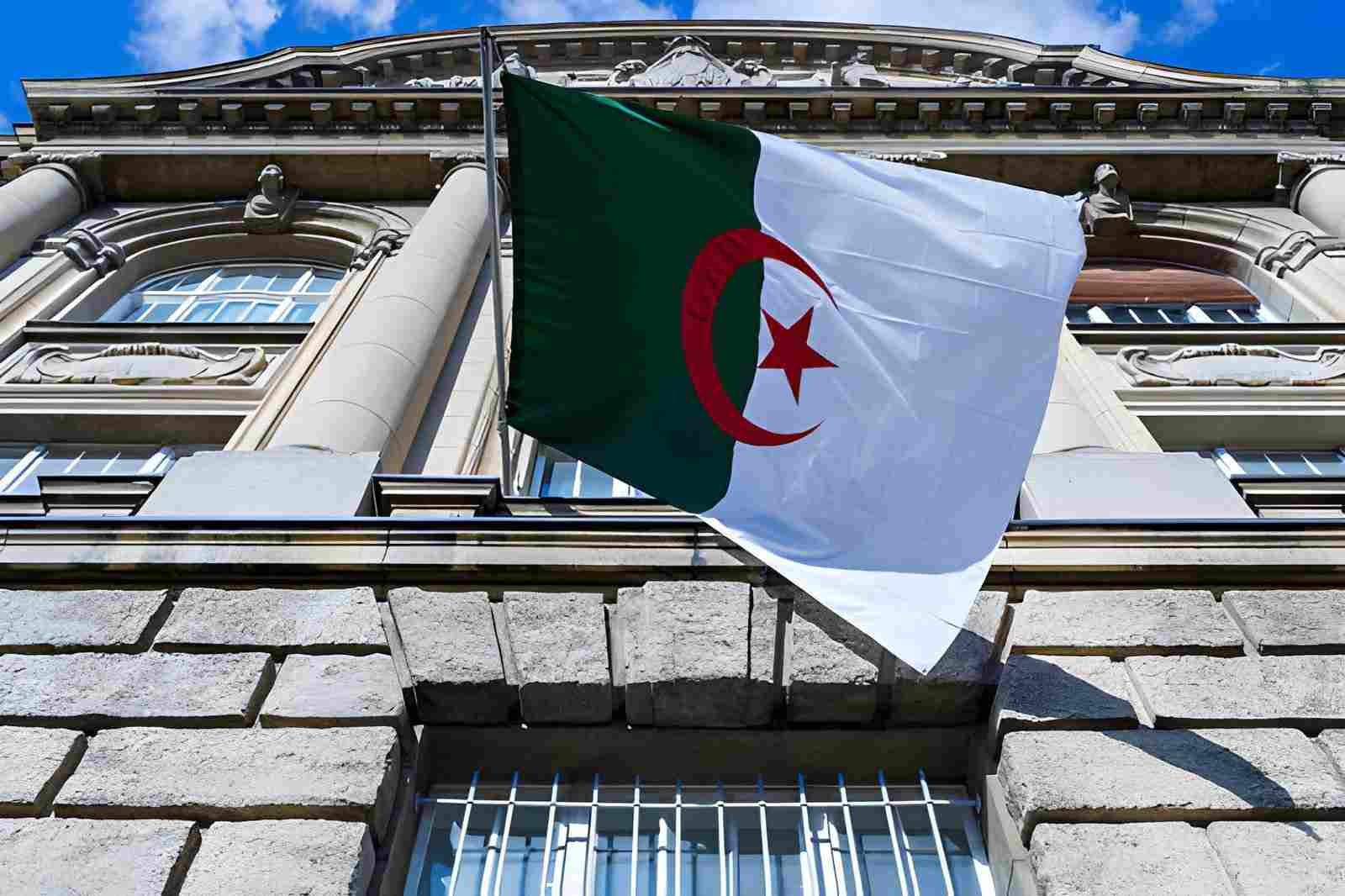 Ambassades et consulats d’Algérie : annuaire et démarches consulaires